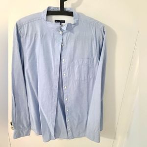 Gap Light Blue Button Down Shirt size Small Tall